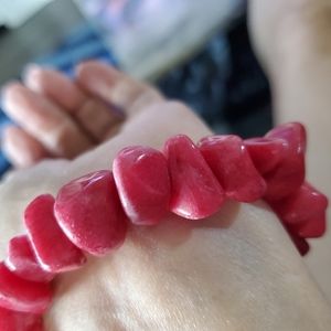 Chunky Natural Stone Bracelet Dark Pink 💞 L👀K  NEW